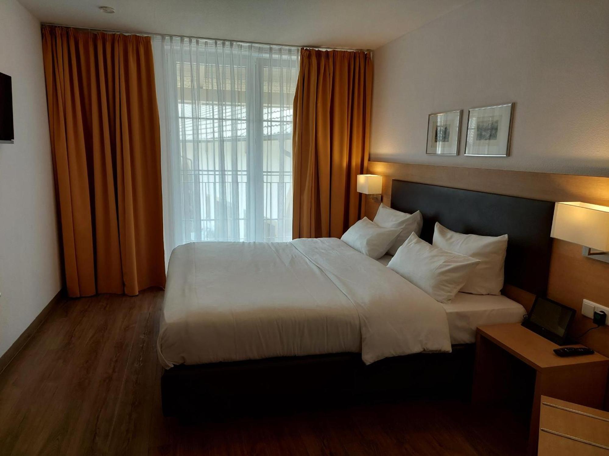 Taste Style Hotel Baeren 아우겐 외부 사진