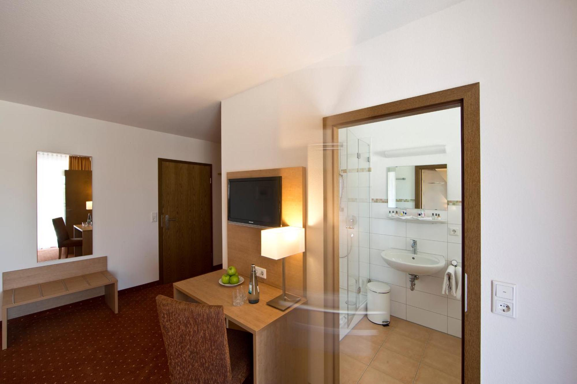 Taste Style Hotel Baeren 아우겐 외부 사진